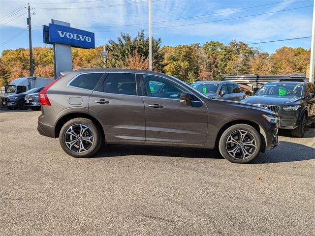 used 2022 Volvo XC60 car, priced at $35,085