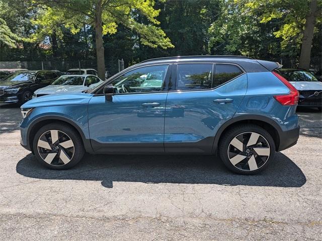 used 2024 Volvo XC40 Recharge Pure Electric car, priced at $44,638