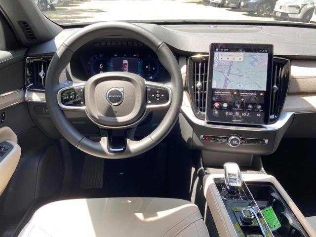 new 2025 Volvo XC90 car, priced at $65,395