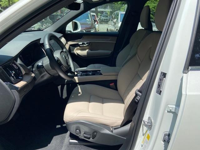 new 2025 Volvo XC90 car, priced at $65,395