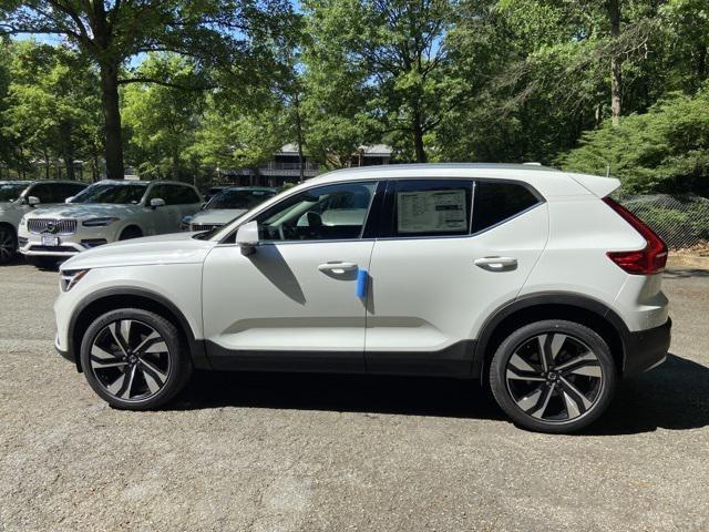 new 2024 Volvo XC40 car, priced at $51,235