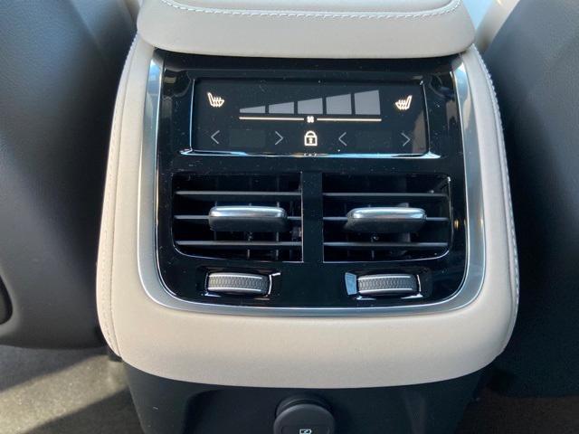 new 2025 Volvo XC90 Plug-In Hybrid car, priced at $75,435