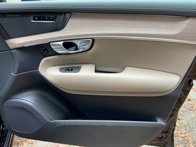 new 2026 Volvo XC90 car, priced at $75,145