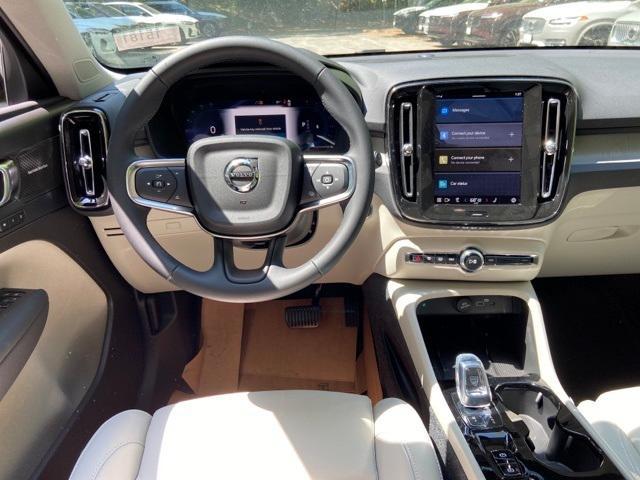 new 2025 Volvo XC40 car, priced at $53,010
