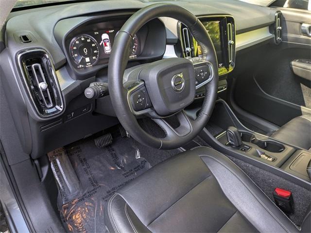 used 2019 Volvo XC40 car, priced at $17,643