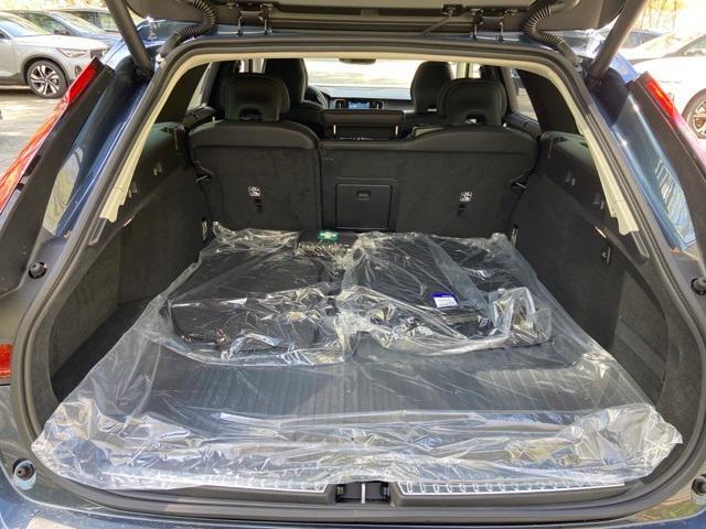 new 2025 Volvo V90 Cross Country car, priced at $68,165