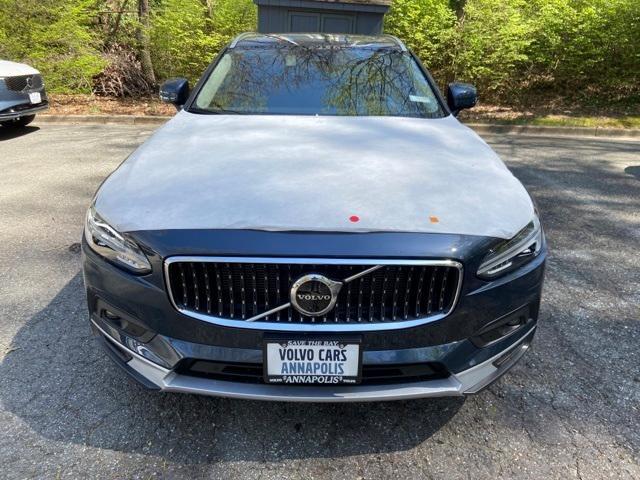 new 2025 Volvo V90 Cross Country car, priced at $68,165