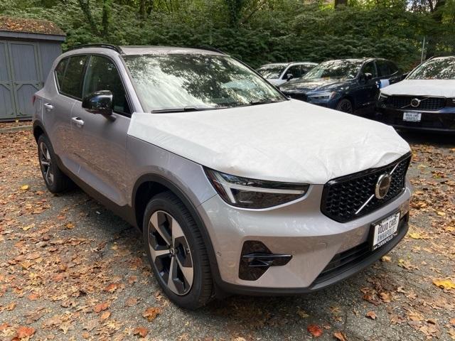 new 2026 Volvo XC40 car, priced at $49,495