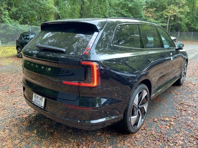 new 2025 Volvo EX90 car, priced at $87,290