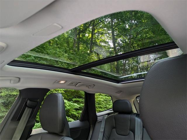 used 2023 Volvo XC60 car, priced at $38,936