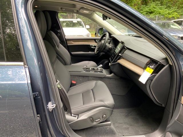 new 2025 Volvo XC90 car, priced at $66,685