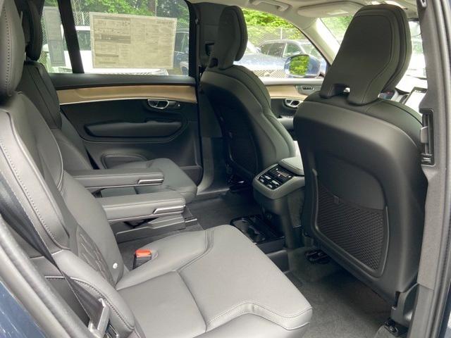 new 2025 Volvo XC90 car, priced at $66,685