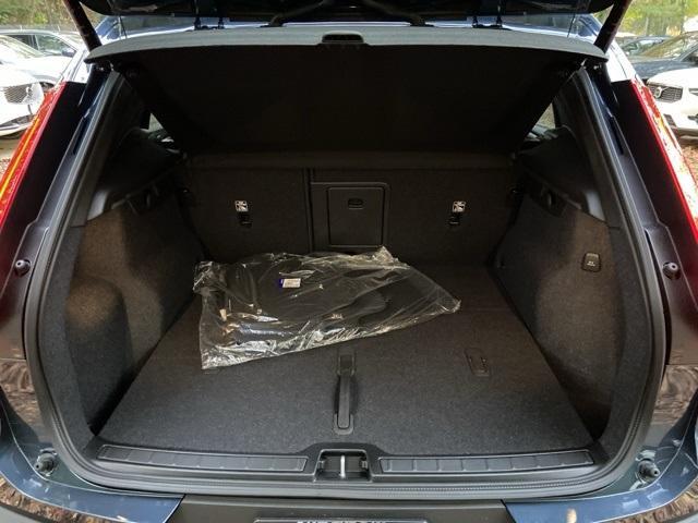 new 2026 Volvo XC40 car, priced at $53,095