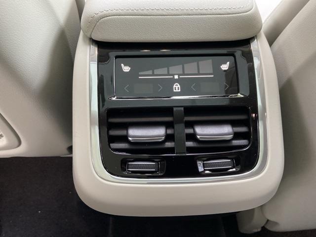 new 2026 Volvo XC60 car, priced at $61,695