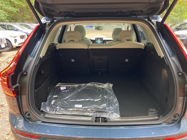 new 2026 Volvo XC60 car, priced at $61,695