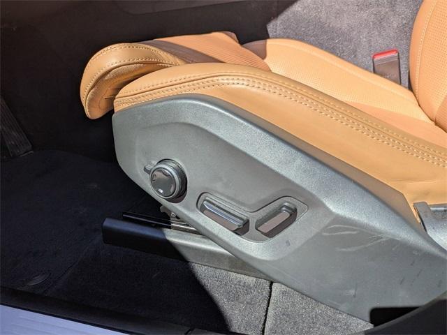 used 2022 Volvo XC60 car, priced at $37,062