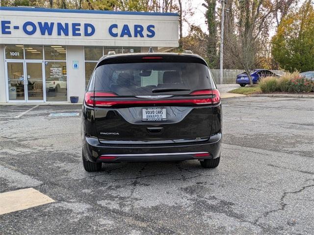 used 2022 Chrysler Pacifica car, priced at $21,998