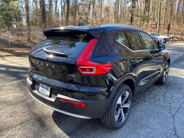 new 2025 Volvo XC40 car, priced at $48,335