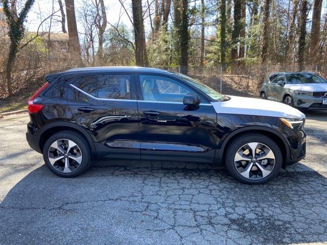 new 2025 Volvo XC40 car, priced at $48,335