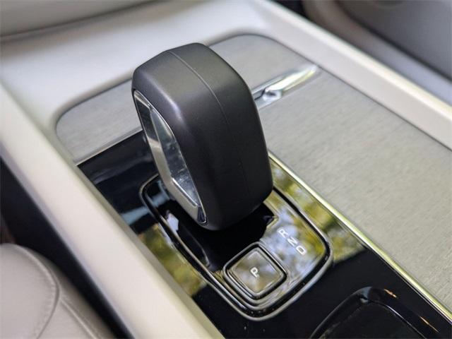 used 2023 Volvo XC60 car, priced at $35,722