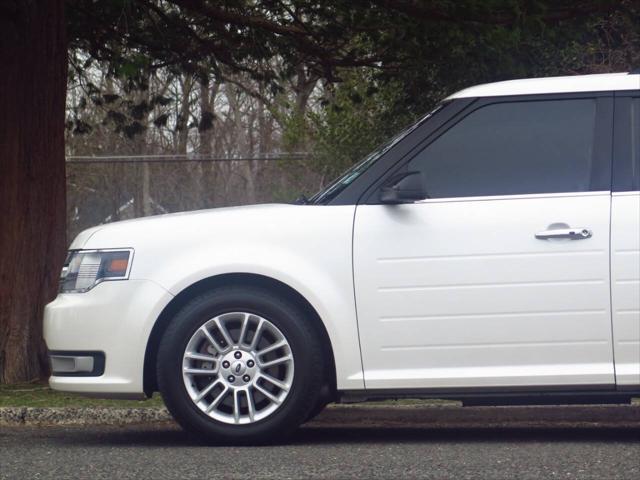 used 2016 Ford Flex car, priced at $7,500