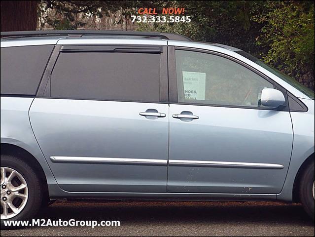 used 2006 Toyota Sienna car, priced at $4,000