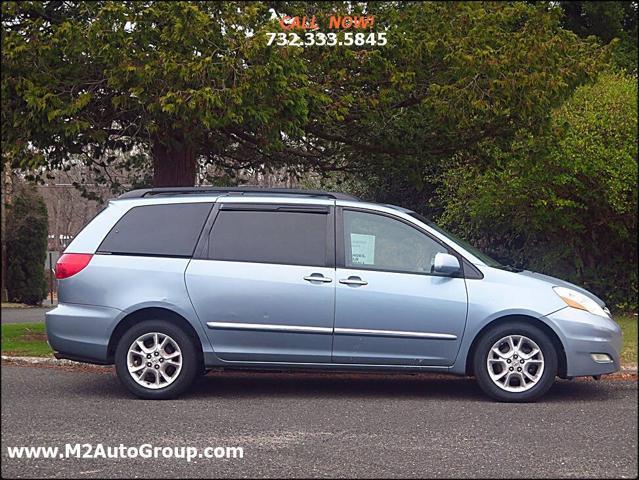 used 2006 Toyota Sienna car, priced at $4,000