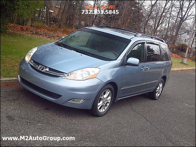 used 2006 Toyota Sienna car, priced at $4,000