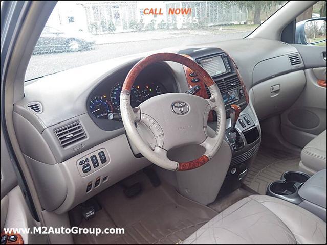 used 2006 Toyota Sienna car, priced at $4,000