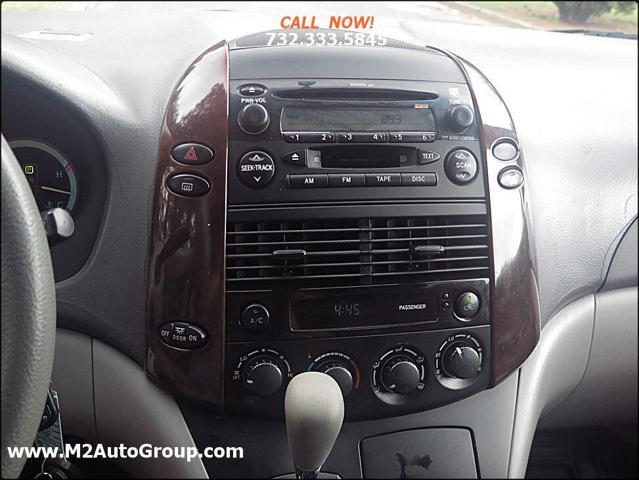 used 2004 Toyota Sienna car, priced at $5,500