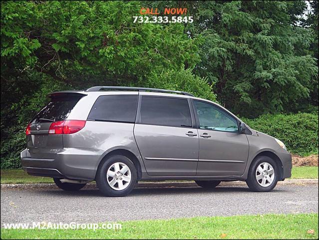 used 2004 Toyota Sienna car, priced at $5,500