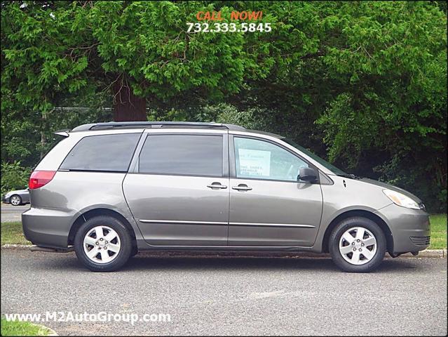 used 2004 Toyota Sienna car, priced at $5,500