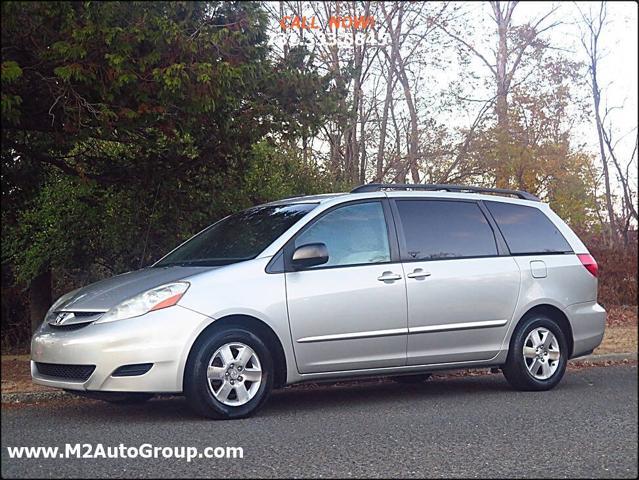 used 2007 Toyota Sienna car, priced at $8,500