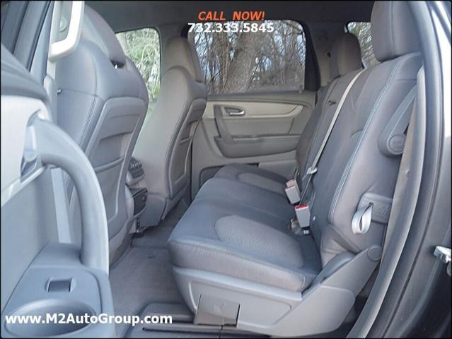 used 2014 Chevrolet Traverse car, priced at $7,500