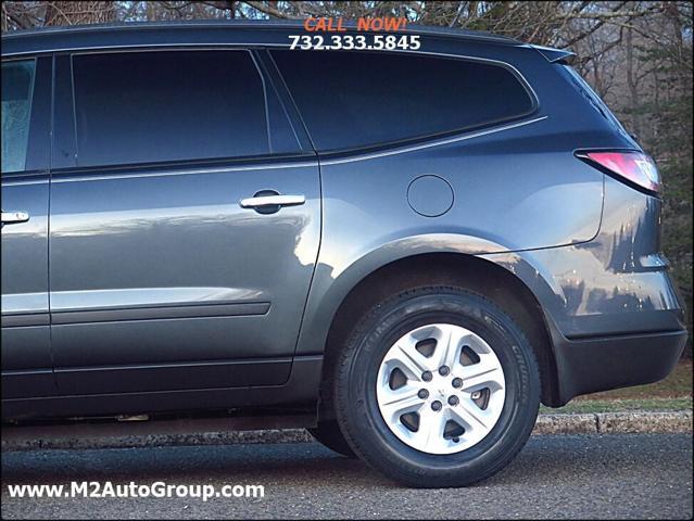 used 2014 Chevrolet Traverse car, priced at $7,500