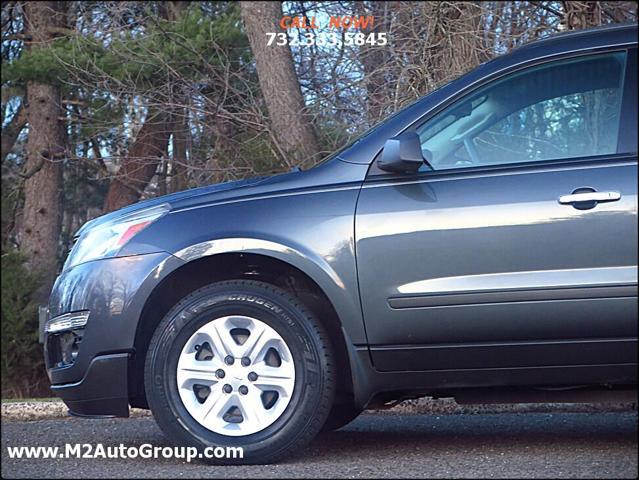 used 2014 Chevrolet Traverse car, priced at $6,500