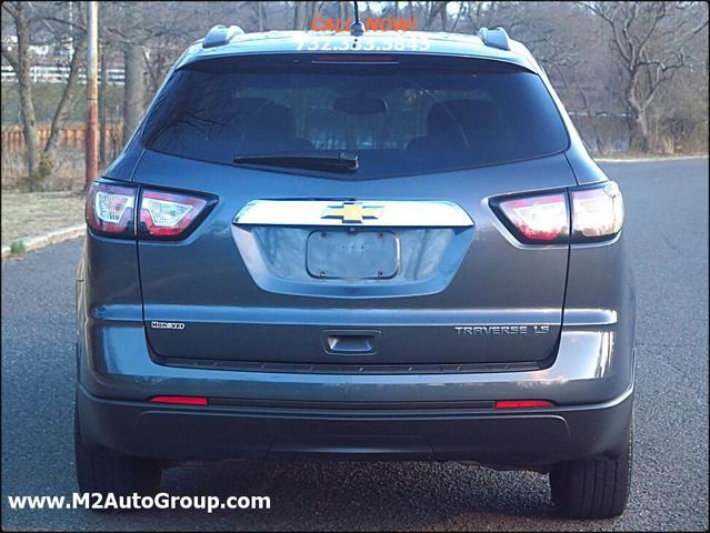 used 2014 Chevrolet Traverse car, priced at $7,500