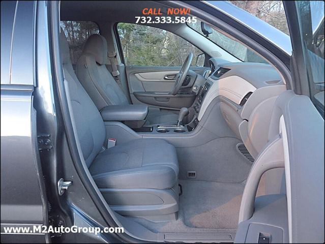used 2014 Chevrolet Traverse car, priced at $6,500