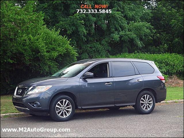 used 2013 Nissan Pathfinder car, priced at $10,900