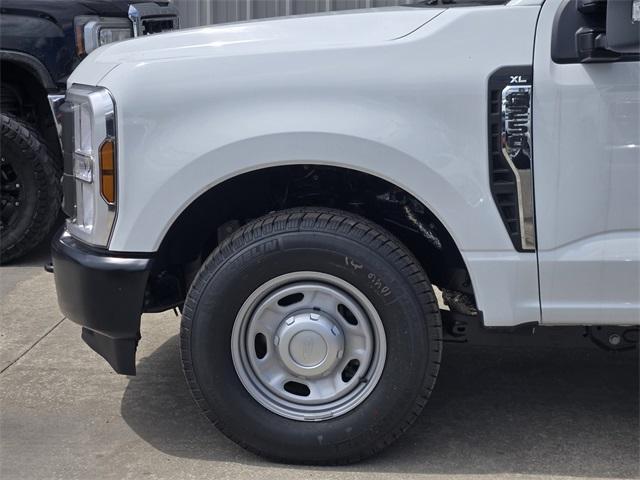 new 2025 Ford F-250 car, priced at $44,125