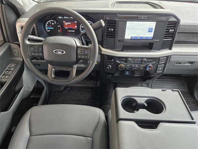 new 2025 Ford F-350 car, priced at $60,370