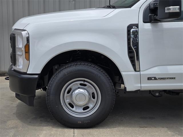 new 2025 Ford F-350 car, priced at $60,370