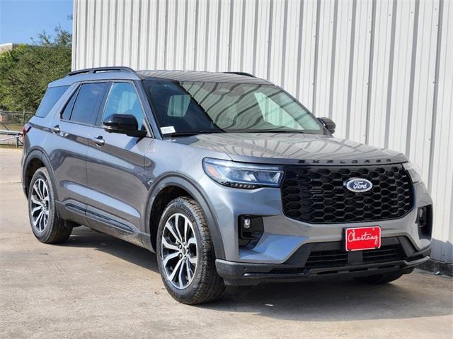 new 2025 Ford Explorer car, priced at $47,350