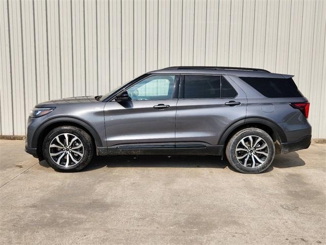 new 2025 Ford Explorer car, priced at $47,350