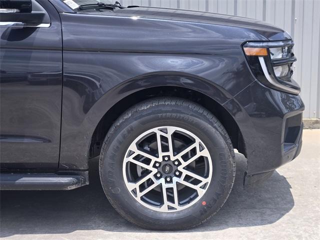 new 2025 Ford Expedition Max car, priced at $72,160