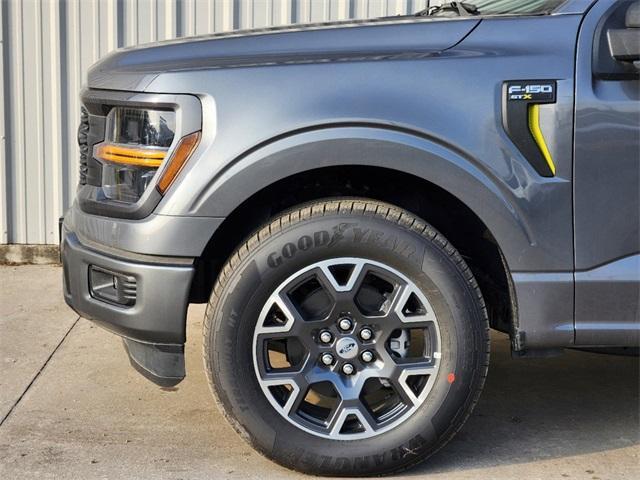 new 2024 Ford F-150 car, priced at $40,745