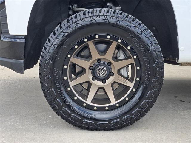 used 2019 Chevrolet Silverado 1500 car, priced at $33,484