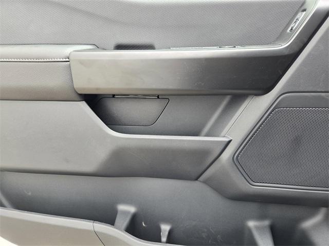 new 2025 Ford F-150 car, priced at $50,697