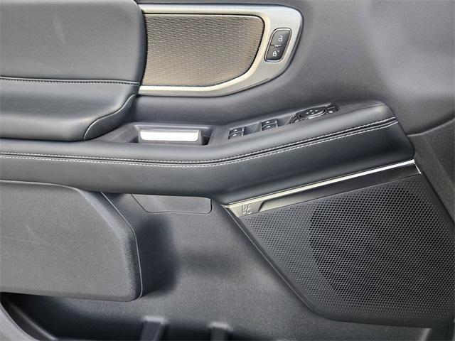 new 2025 Ford Expedition car, priced at $78,004
