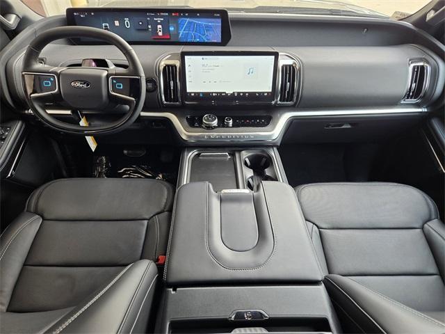 new 2025 Ford Expedition car, priced at $78,004